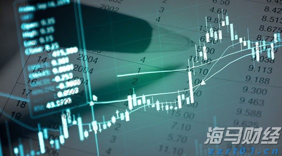 广州千人齐聚观看阅兵直播  广东省劳模：作为建设者的一份子倍感光荣！