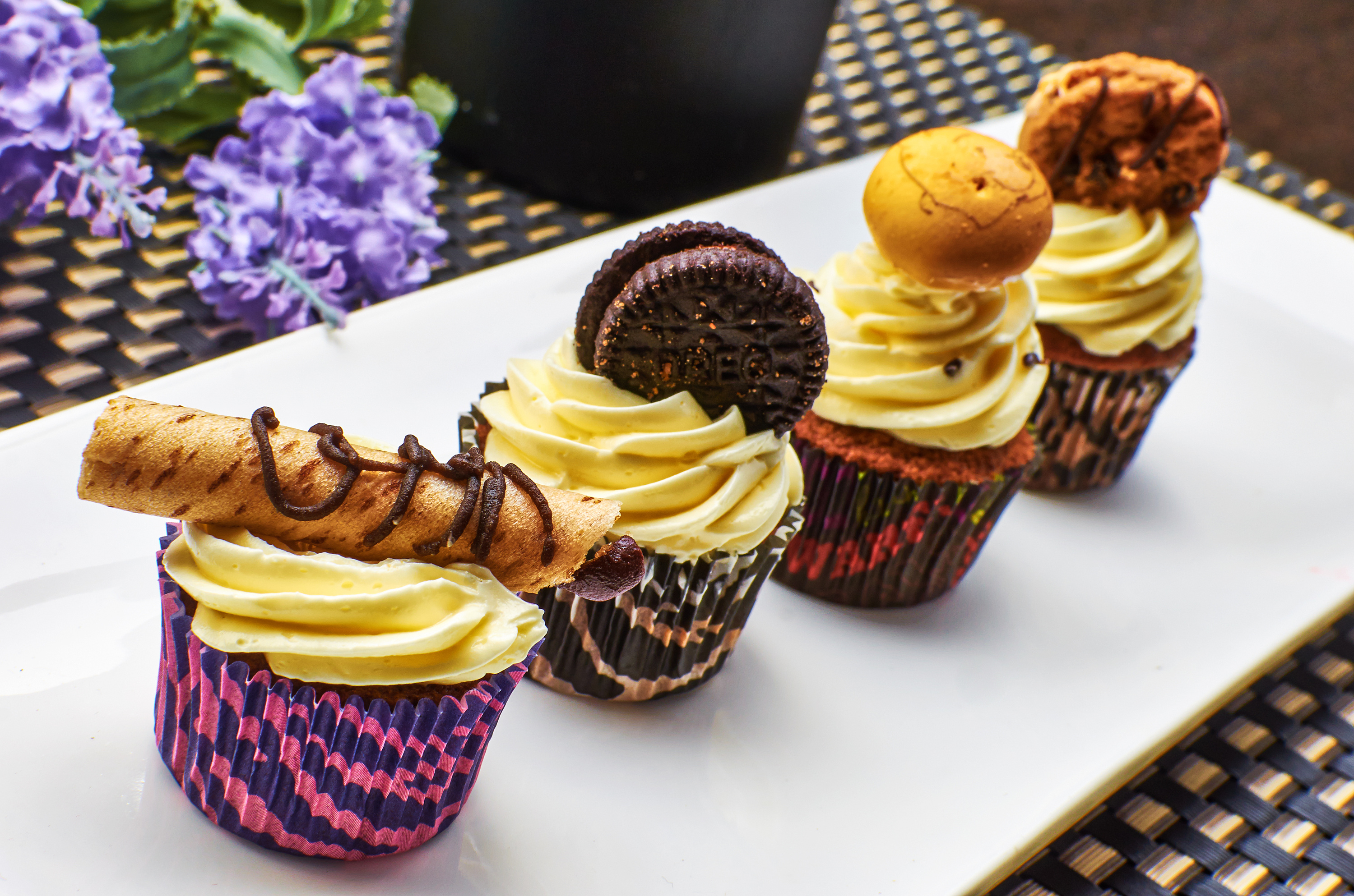 港股收盘(07.24) | 恒指上涨0.51% 医药、芯片股表现突出 黄金股全线走低