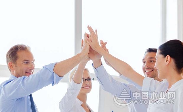 威廉姆斯(WMB.US)预测美国LNG份额未来十年将超25% 上调2024年EBITDA预期5000万美元