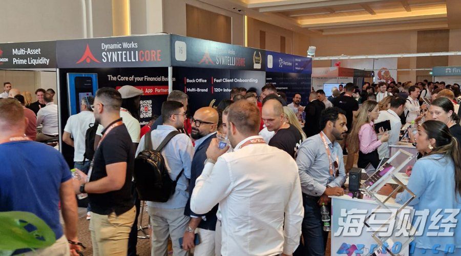 快讯丨朱会东到港南区调研基层党建等工作